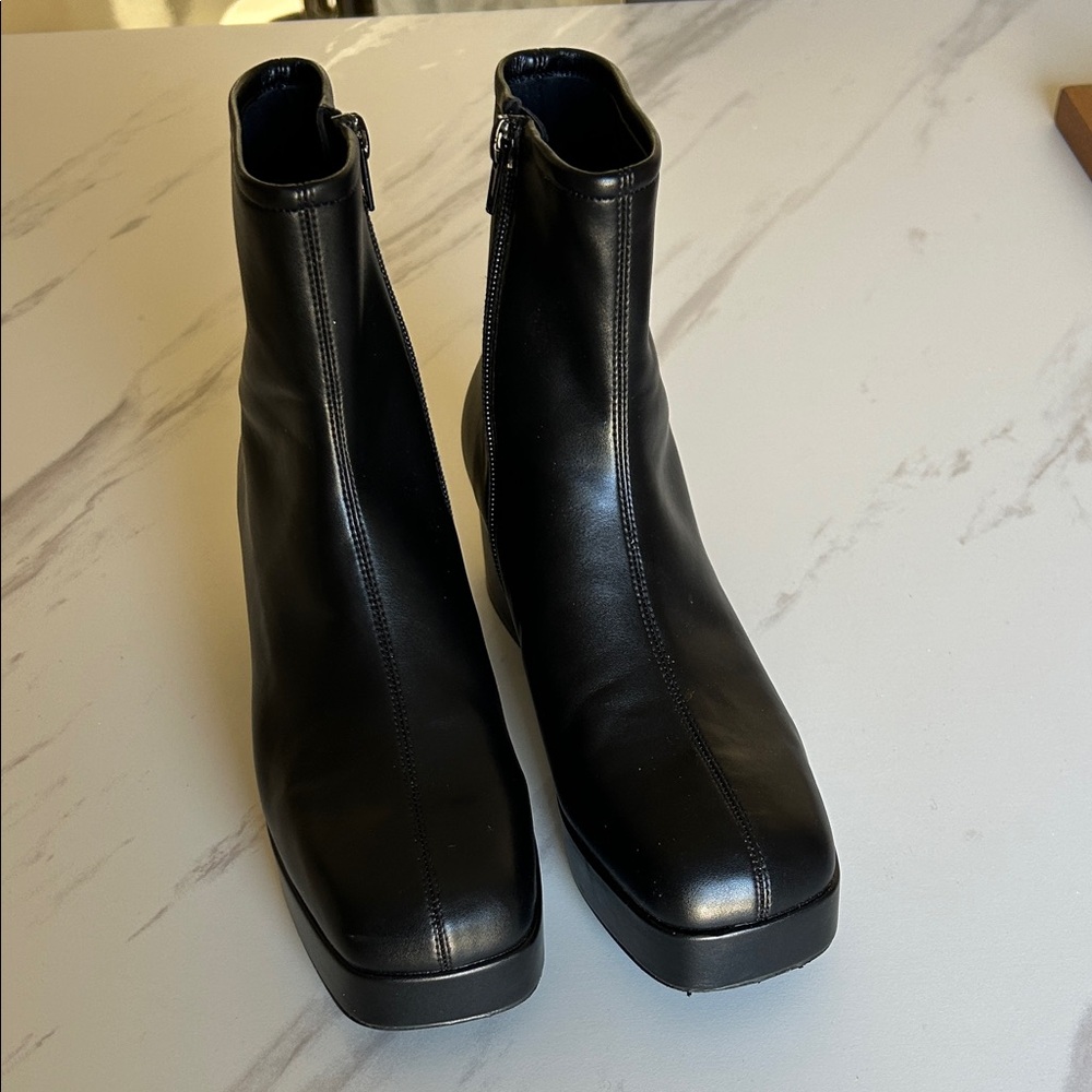 Jefferey Campbell black platform boots. - Picture 8 of 12